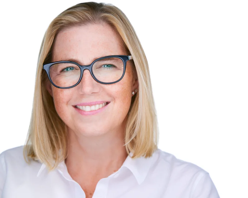 Isolde Baylor headshot photographer Main Line PA